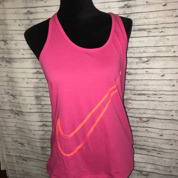 Nike Tops - 😻 Nike razor back tank top